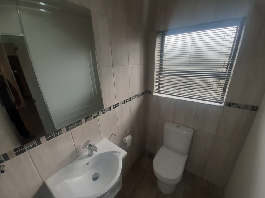 To Let 3 Bedroom Property for Rent in De Bakke Western Cape